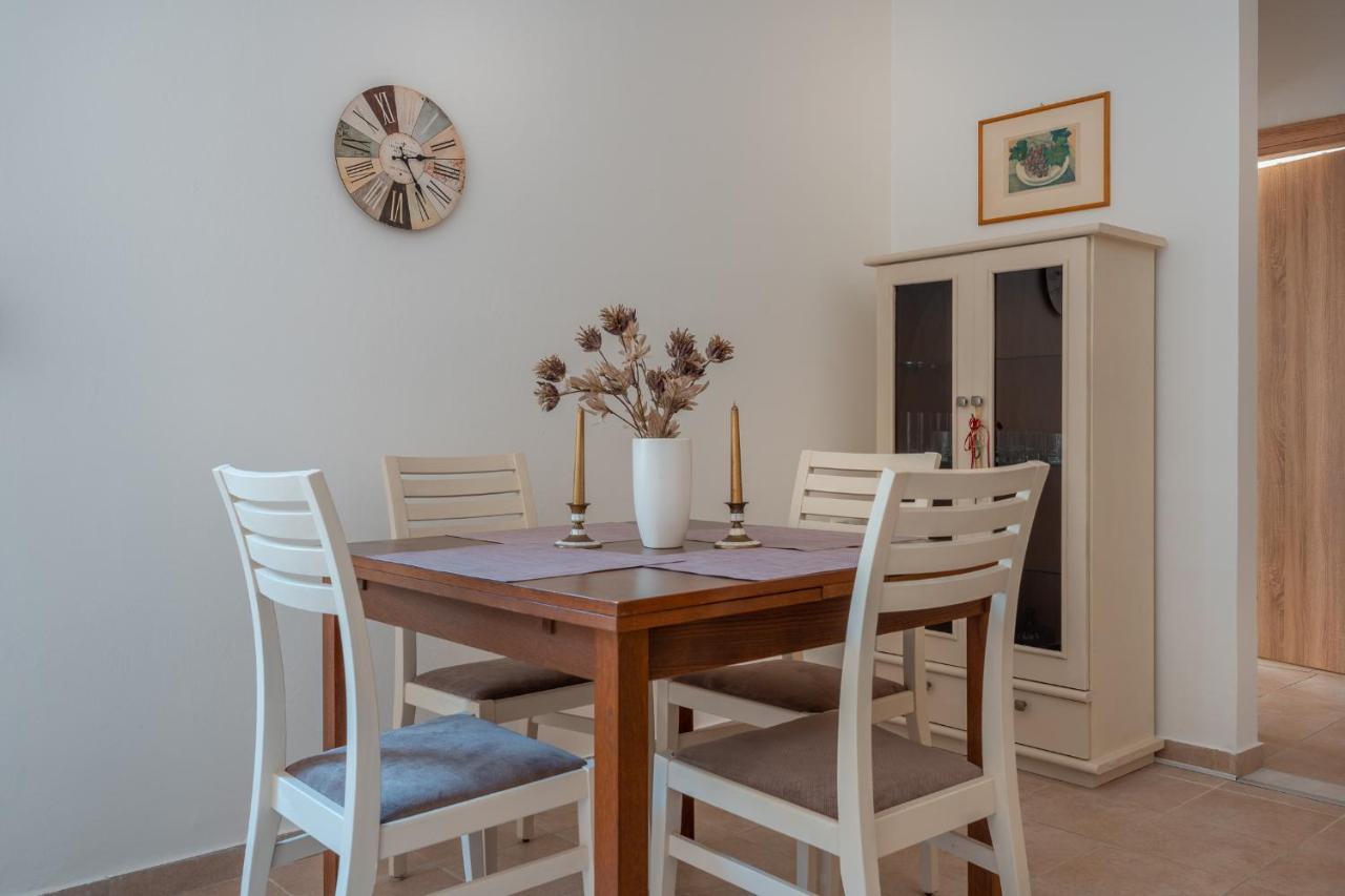 Stylish Central Renovated Apartment Ираклио Екстериор снимка